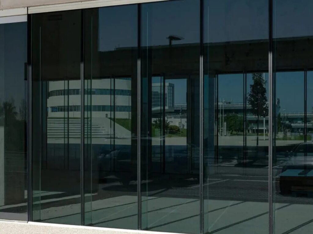 best commercial window tinting